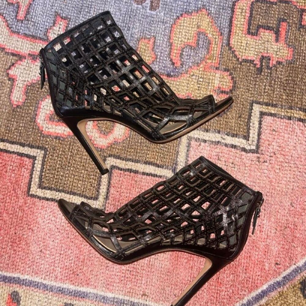 Via-spiga Women's Black Boots